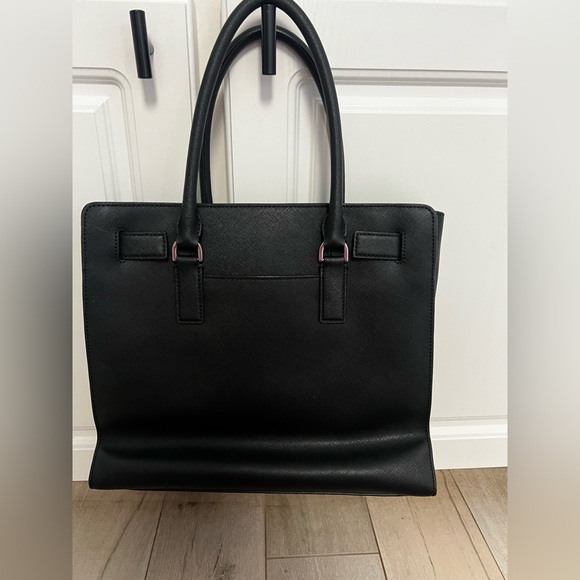 Michaels Kors black bag & matching wallet - Picture 2 of 6